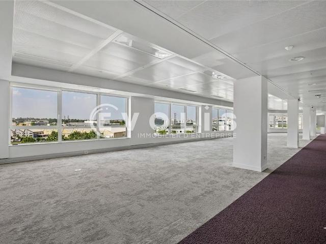 Bureaux HQE à louer Rueil Malmaison Proche RER, bus et autoroute
