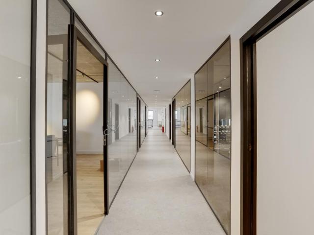 Bureaux indépendants de 520 m2 avec terrasse au coeur de Puteaux La Défense