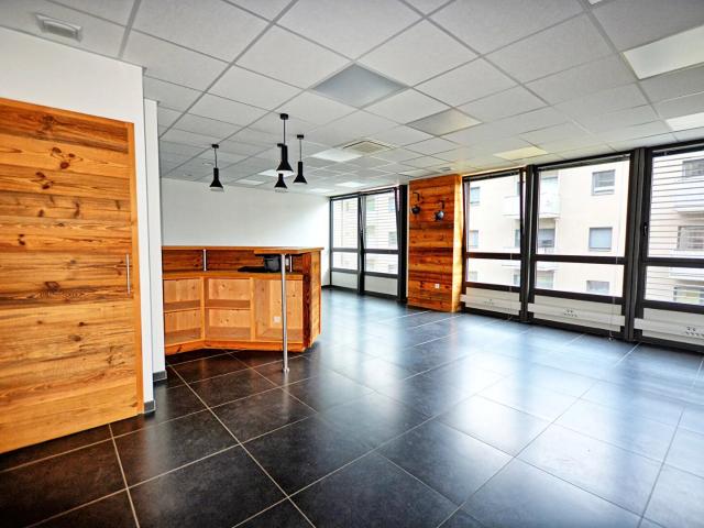 Bureaux lumineux de 53 m² à Sallanches
