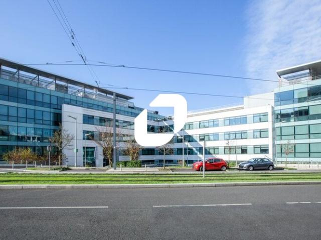Bureaux luxe Rungis Métro 14, tram T7 et RER C