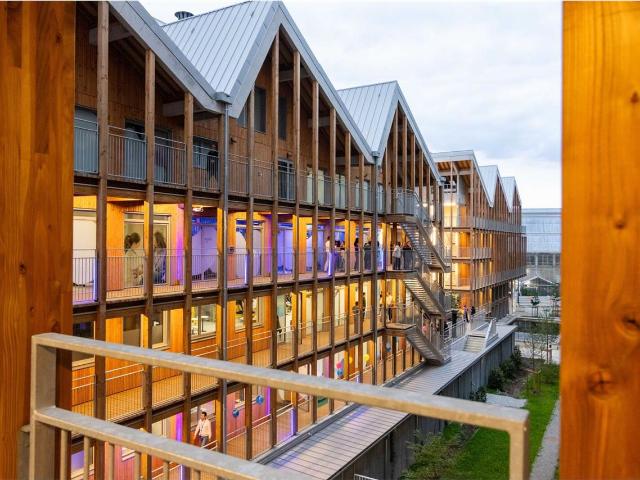 Bureaux premium Île de Nantes Tramway et busway à proximité