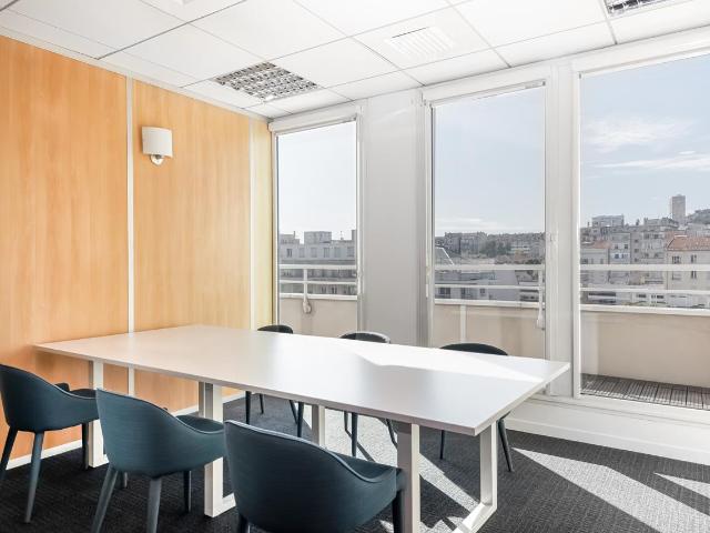 Bureaux privés à louer Marseille Prado Lumière et vue