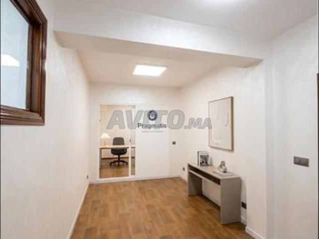 Bureaux Professionnel 64m² Emplacement stratégique