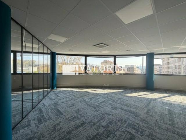 Bureaux rénovés à vendre Lyon 9 Proche gare Vaise et métro D