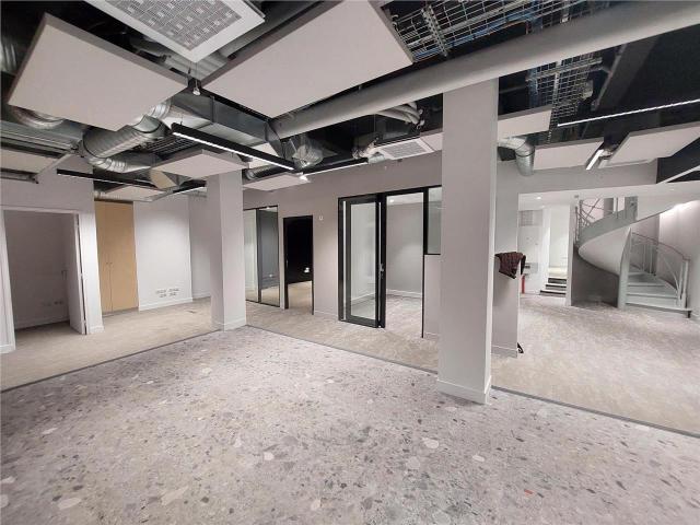 Bureaux sous sol Paris 8 Disponibilité immédiate