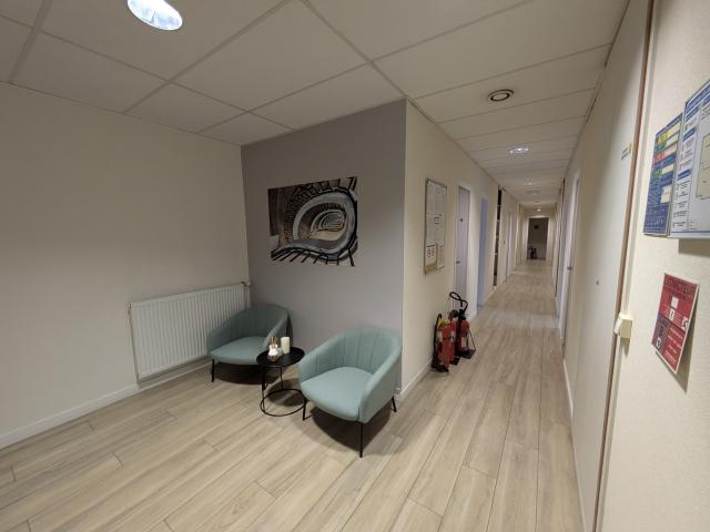 BUREAUX VENDU VIDE