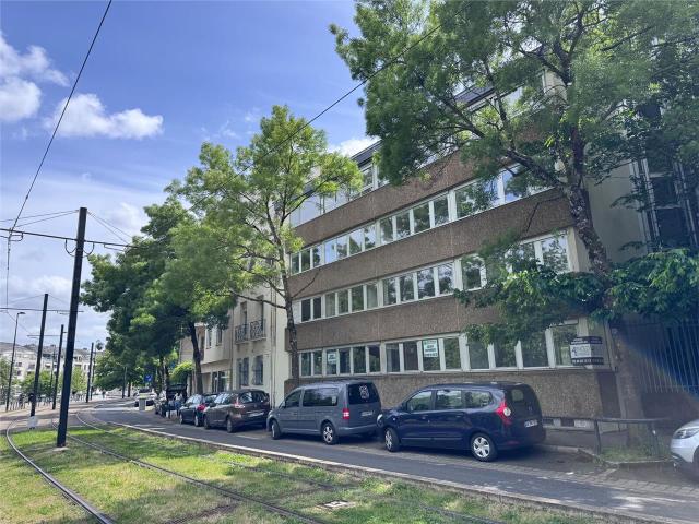 Bureaux vente location Nantes centre Proche tram et bus