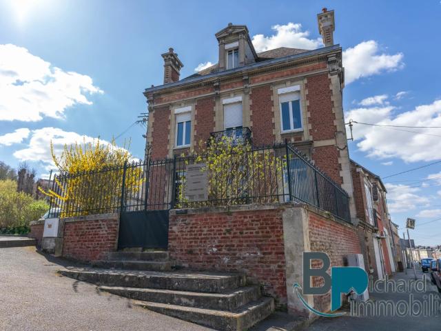 Bureaux 150 m² – Laon Ville Basse