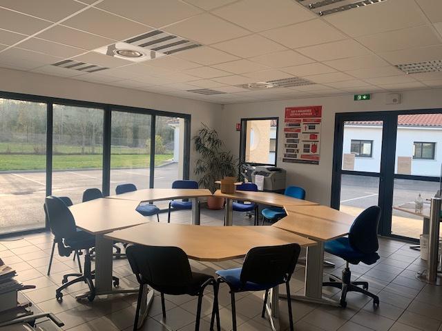 Bureaux 187 m2 BELMONT TRAMONET