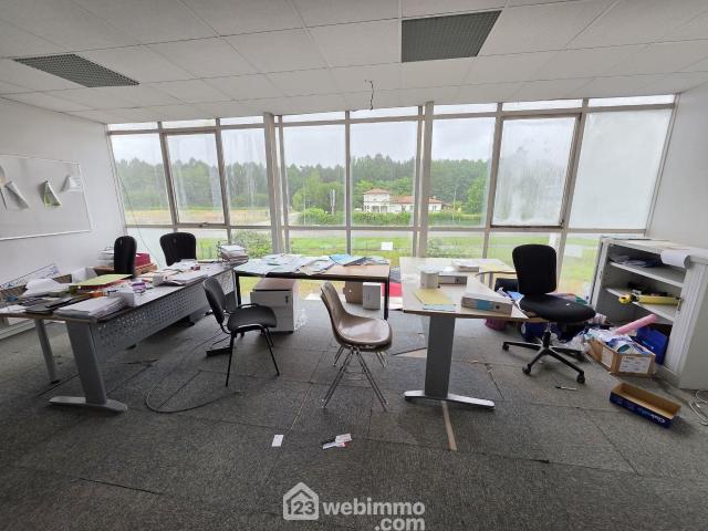 Bureaux 230m² Saint Jean d'Illac