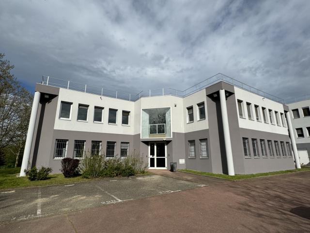 BUREAUX 232 m2