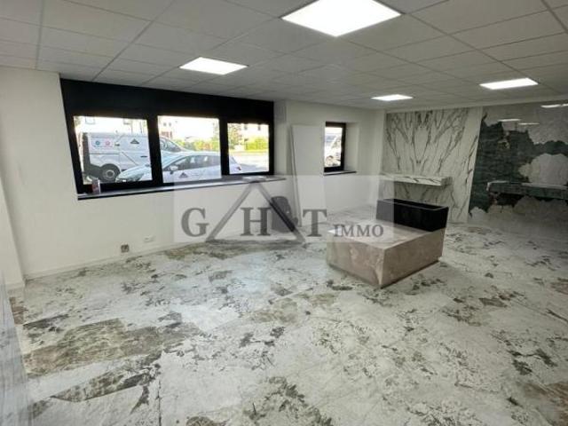 bureaux 47M2 A LOUER MOISSY CRAMAYEL