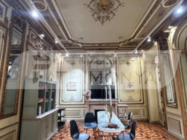 Bureau 13006