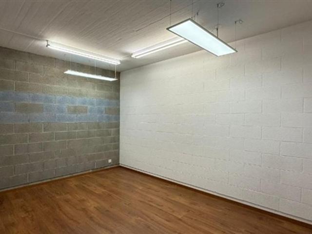 Bureau 1 pièce