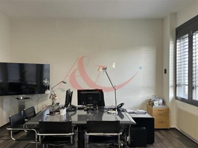 Bureau 1 pièce
