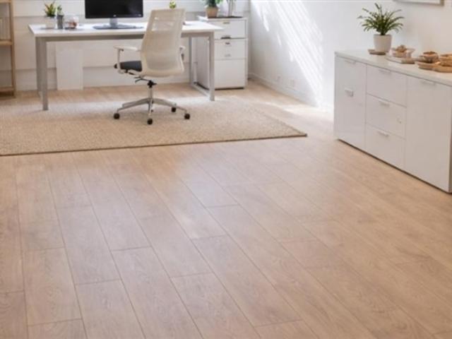 Bureau 1 pièce