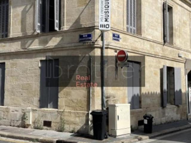 Bureau 33000