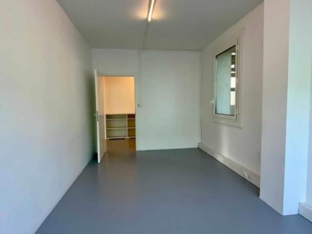 Bureau 5 pièces