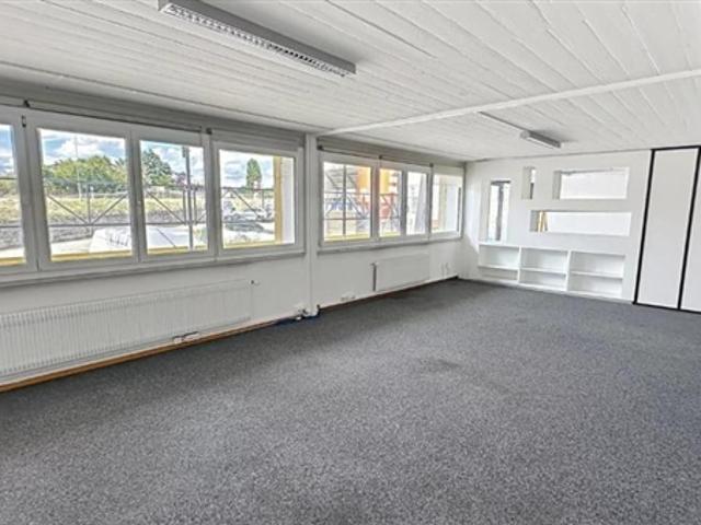 Bureau 5 pièces