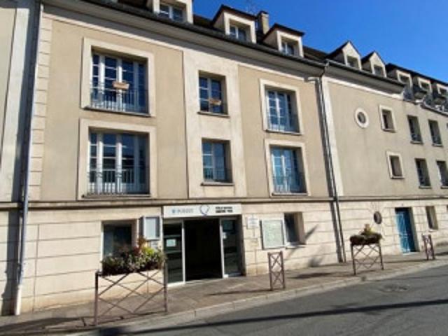 Bureau 78300