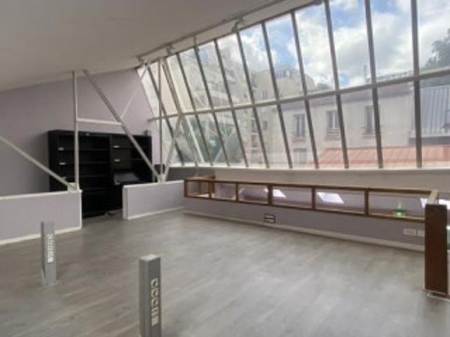Bureau 92120