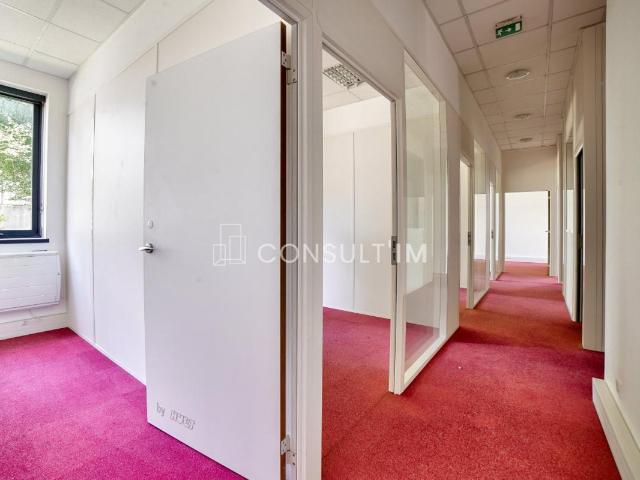 Bureaux à vendre Courbevoie Proche gare et La Défense