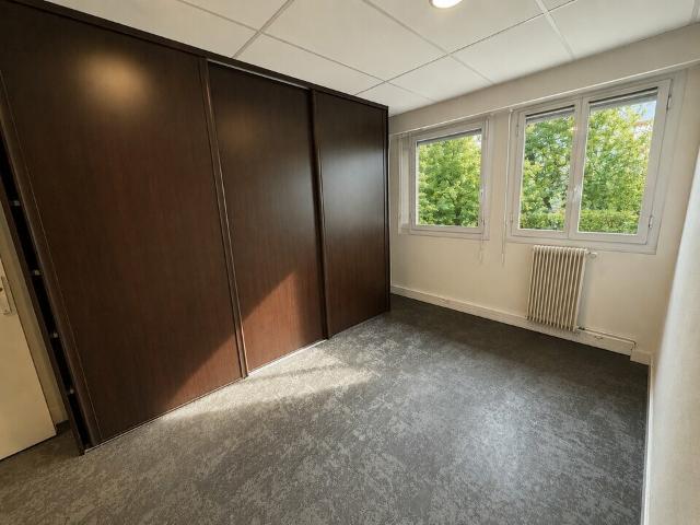 Vente bureaux Tours centre Proche transports et commerces
