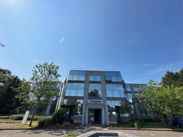 Vente bureaux Parc d'Innovation Illkirch Graffenstaden, proche tram et bus