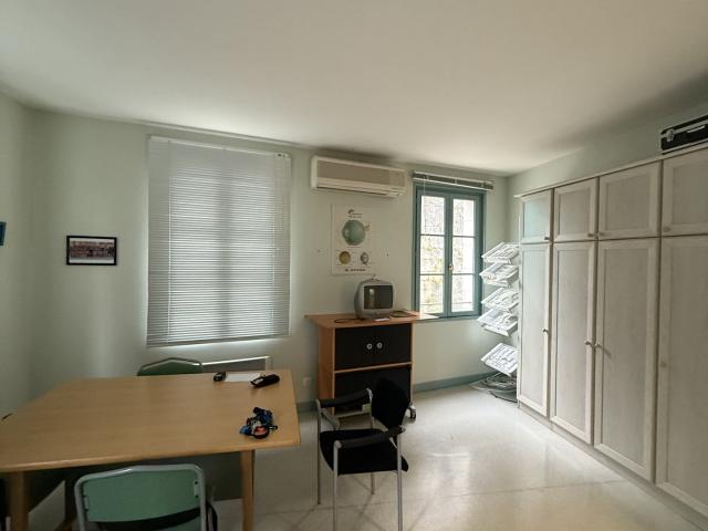 Bureau à louer Centre ville de Saintes