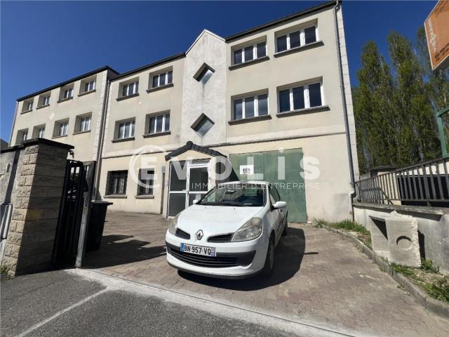 Bureau à louer Montfermeil Proche A104 et bus Arago