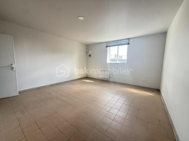 Bureau de 21 m² à Villabe