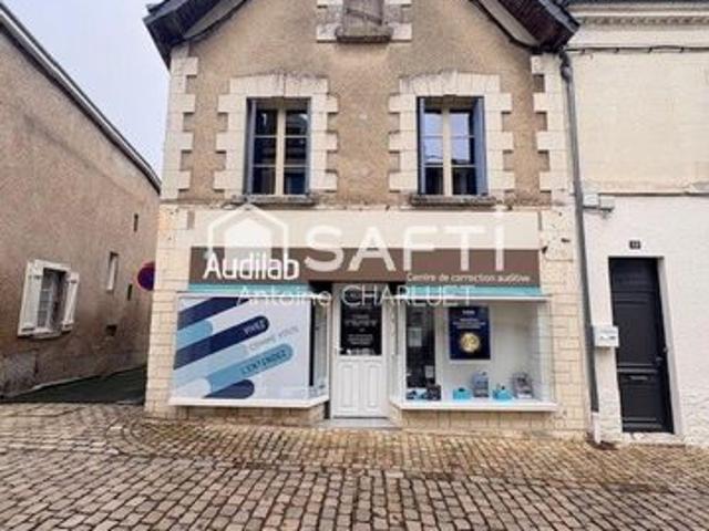 Bureau de 60m² avec un appartement de 72m² en centre ville