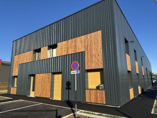 Bureau de 92 m2 à louer Milly la Forêt