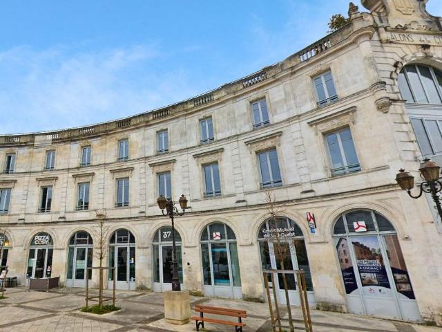 Bureau prestigieux de 241 m2 en vente Cognac, Nouvelle Aquitaine