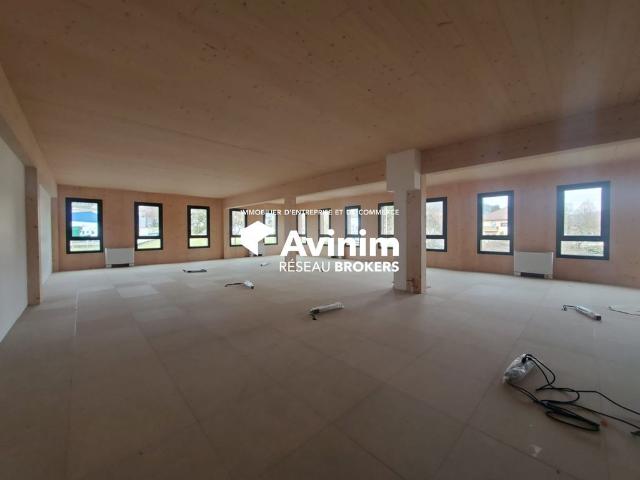 Bureau de prestige de 141 m2 en vente Allonzier la Caille, France