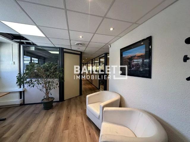 Bureau de prestige de 152 m2 en vente Villeneuve Loubet, Provence Alpes Côte d'Azur