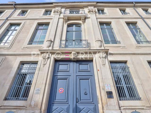 Bureau de prestige de 170 m2 en vente Nancy, Grand Est