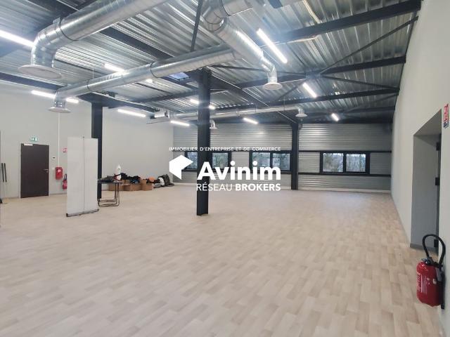 Bureau de prestige de 183 m2 en location Annecy, France