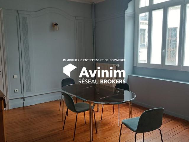 Bureau de prestige de 220 m2 en vente Lille, France