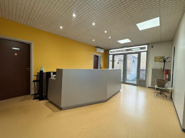 Bureau de prestige de 241 m2 en location Clermont Ferrand, France