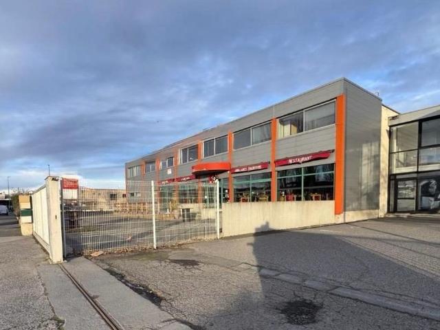 Bureau de prestige de 366 m2 en location Clermont Ferrand, Auvergne Rhône Alpes