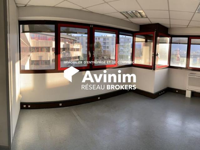 Bureau de prestige de 456 m2 en vente La Tronche, France