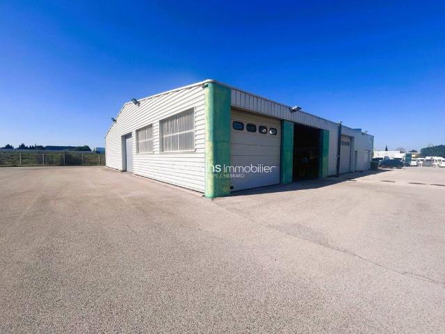 Bureau de prestige de 450 m2 en location Perpignan, France