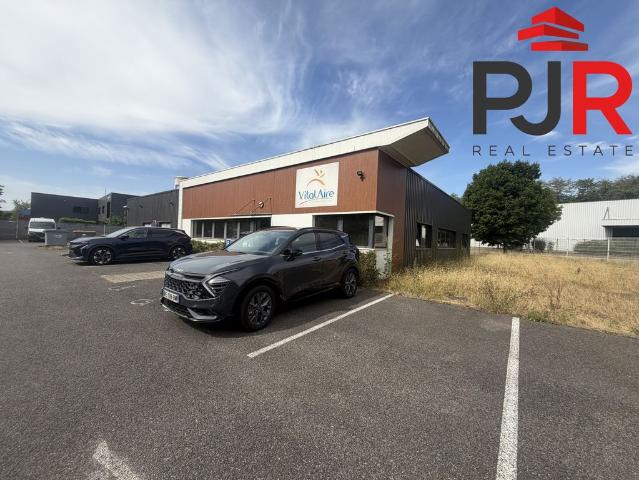 Bureau de prestige de 464 m2 en location Pompey, France