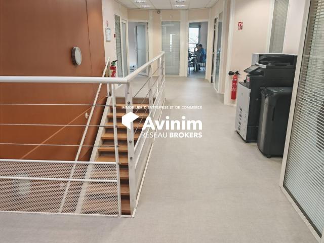 Bureau de prestige de 494 m2 en vente Saumur, France