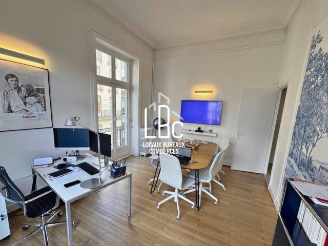 Bureau de prestige de 90 m2 en location Nantes, Pays de la Loire