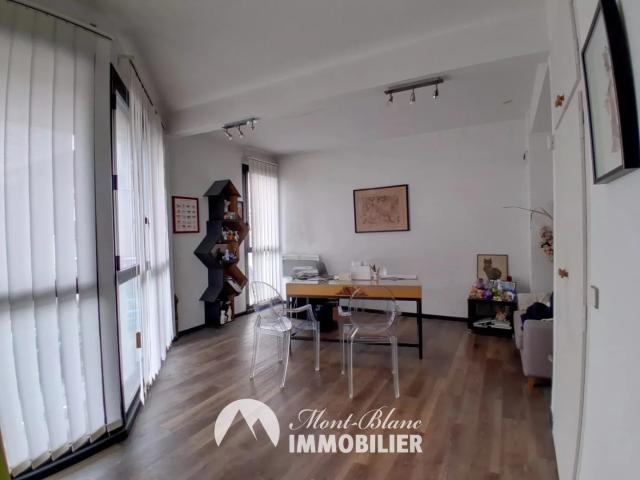bureau / sallanches / 760 €