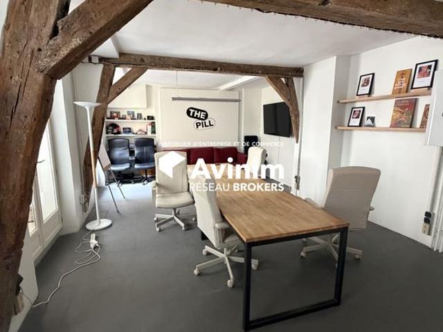 Bureau prestigieux de 115 m2 en location Bastille, République, Nation Alexandre Dumas, Paris, Île de France