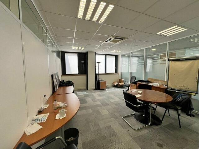 Bureau prestigieux de 168 m2 en vente La Garenne Colombes, Île de France