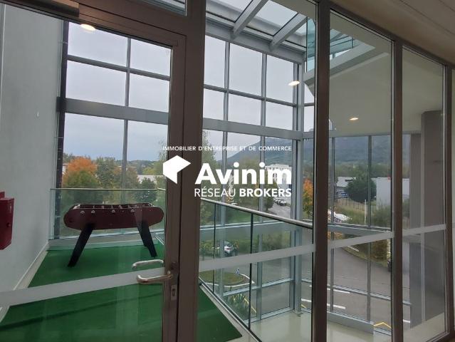 Bureau prestigieux de 273 m2 en location Annecy, Auvergne Rhône Alpes
